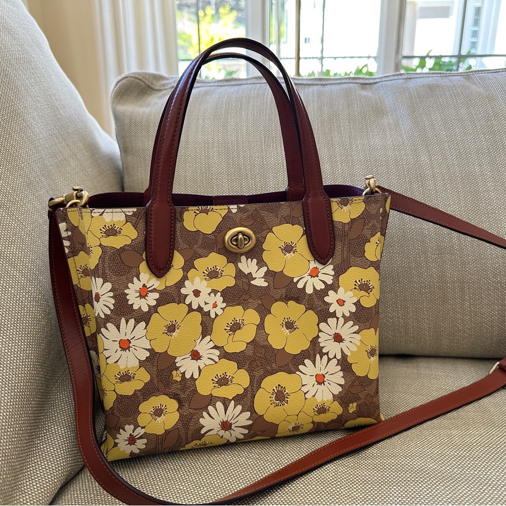 Coach Willow Tote 24, carefully used 1-2 times